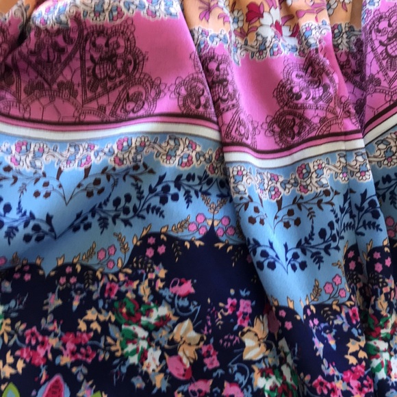 Cute silky romper! - Picture 3 of 3